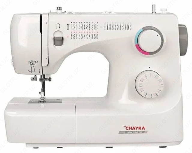 Tikuv mashinasi Chayka New Wave 760