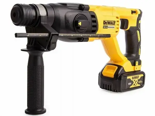 Akkumulyatorli perforatori DeWalt DCH133M1-QW